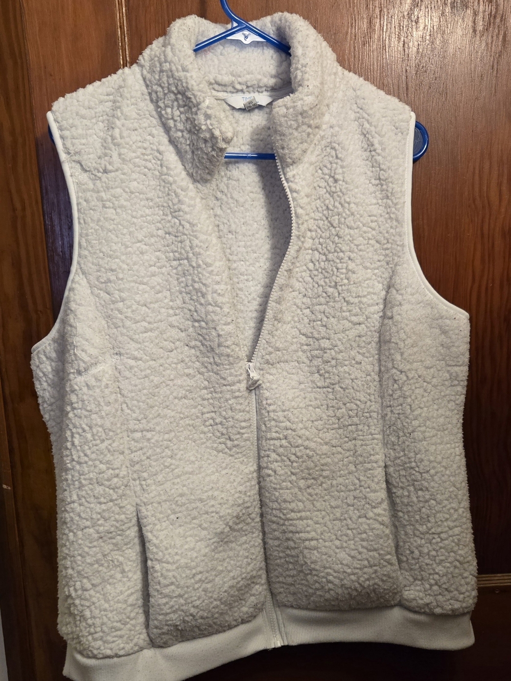 Time and Tru Off-White Sherpa Zip-Up Vest